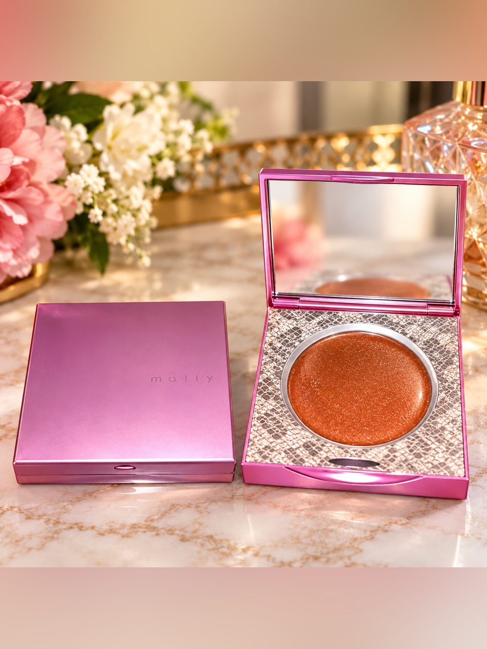 Mally Beauty Shimmering Copper-Orange Highlight Compact